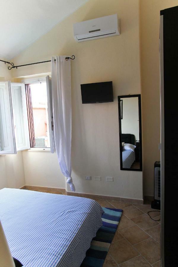 Bed and Breakfast Los Flamingos La Maddalena  Zewnętrze zdjęcie